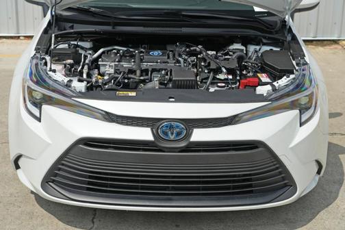 2023 Toyota Corolla Hybrid LE