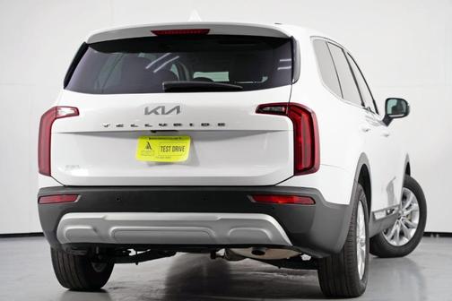 2022 Kia Telluride LX