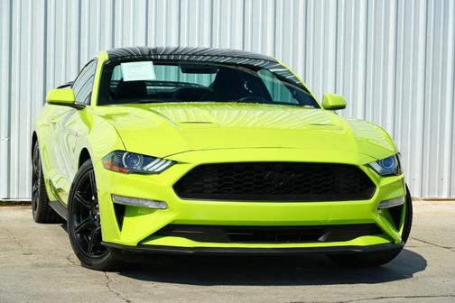 2020 Ford Mustang EcoBoost