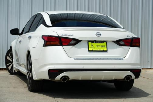 2022 Nissan Altima 2.5 SL