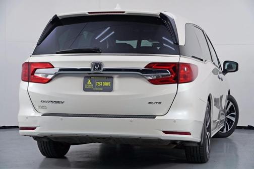 2019 Honda Odyssey Elite