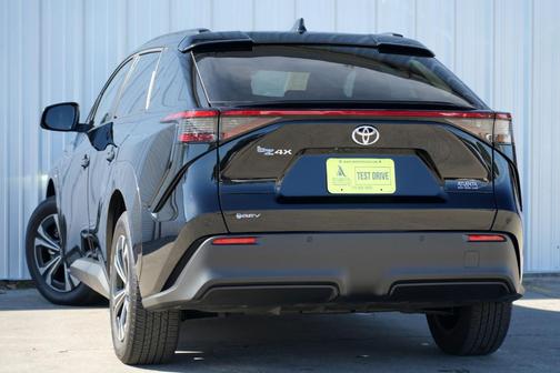 2024 Toyota bZ4X XLE