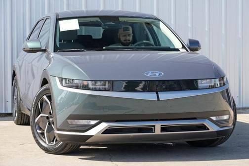 2022 Hyundai IONIQ 5 SE