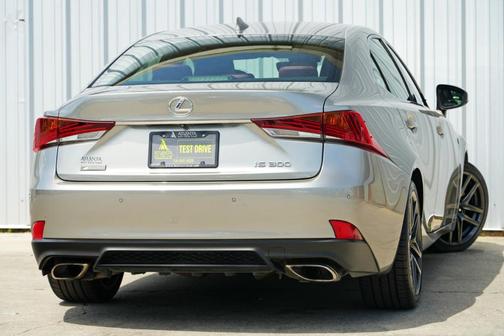 2018 Lexus IS 300 Base