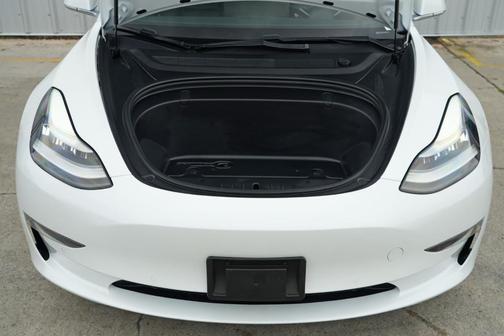 2019 Tesla Model 3 Mid Range