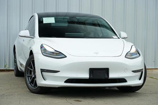 2019 Tesla Model 3 Mid Range