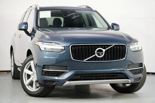 2018 Volvo XC90 Hybrid T8 Momentum
