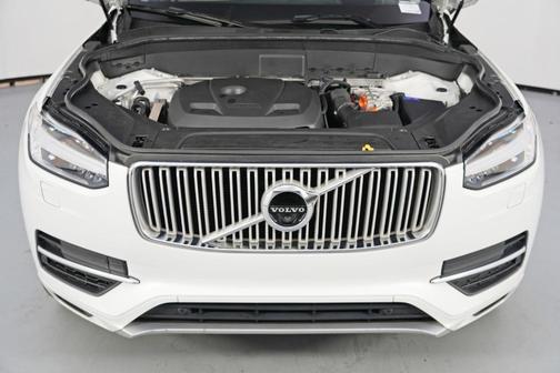 2017 Volvo XC90 Hybrid T8 Inscription