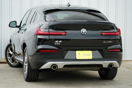 2021 BMW X4 xDrive30i