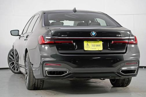 2020 BMW 750 i xDrive