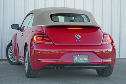 2017 Volkswagen Beetle 1.8T S