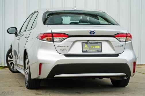 2022 Toyota Corolla Hybrid LE