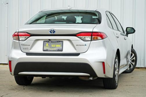 2022 Toyota Corolla Hybrid LE