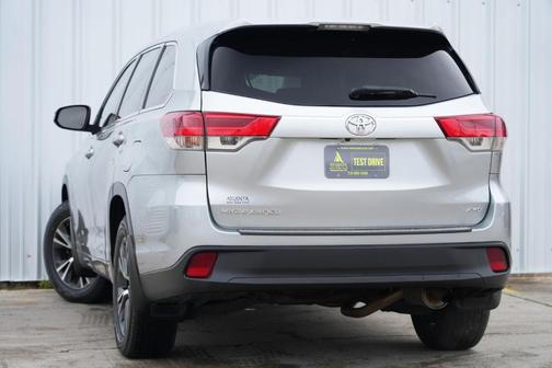2018 Toyota Highlander LE