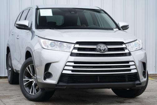 2018 Toyota Highlander LE