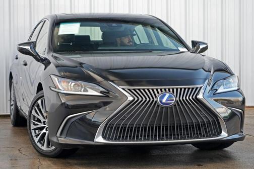 2019 Lexus ES 300h W/ PREMIUM&NAVIGATION PACKAGES