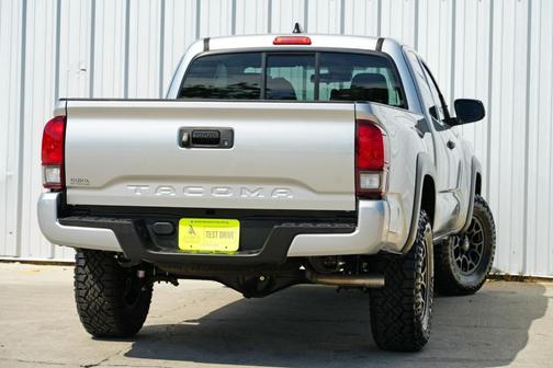 2022 Toyota Tacoma SR