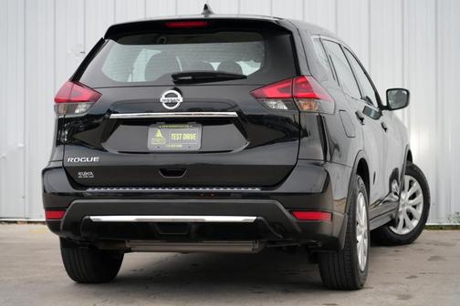 2019 Nissan Rogue S