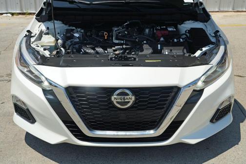2021 Nissan Altima 2.5 SV
