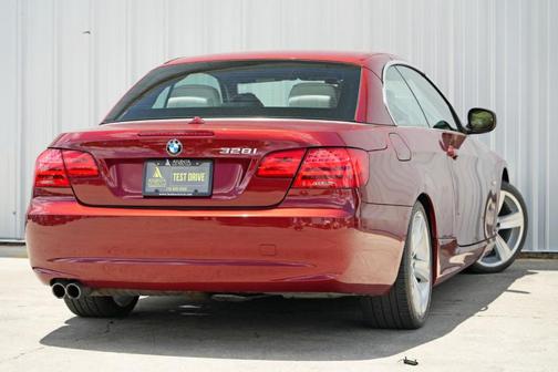 2011 BMW 328 i
