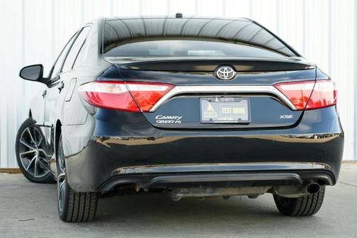 2016 Toyota Camry XSE