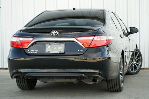 2016 Toyota Camry XSE