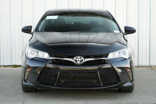 2016 Toyota Camry XSE