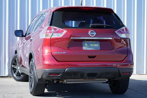 2015 Nissan Rogue S