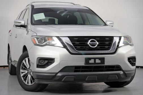 2020 Nissan Pathfinder S
