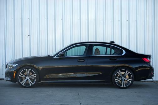 2020 BMW 330 i xDrive