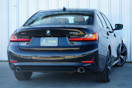 2020 BMW 330 i xDrive