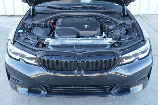 2020 BMW 330 i xDrive