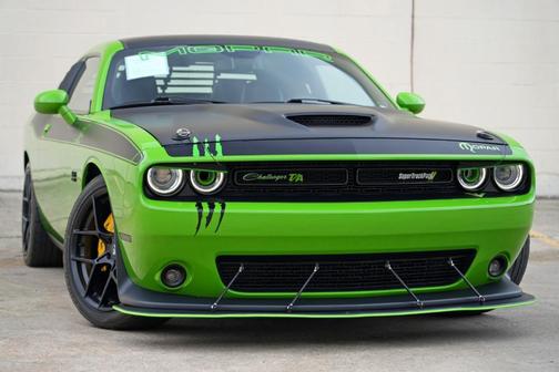 Green Go Clearcoat 2017 Dodge Challenger T/A Plus
