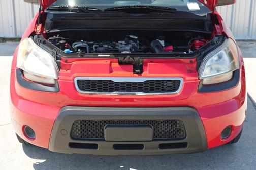 2011 Kia Soul +