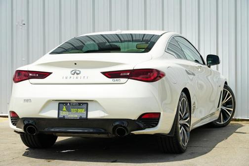 2017 INFINITI Q60 3.0T Premium