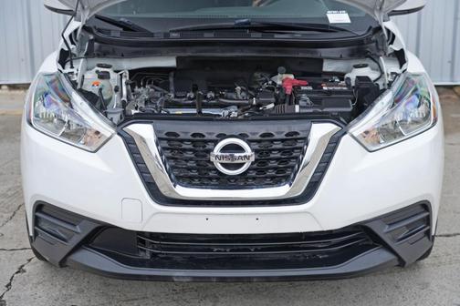 2019 Nissan Kicks SV