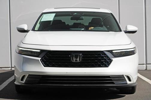 Platinum White Pearl 2024 Honda Accord EX