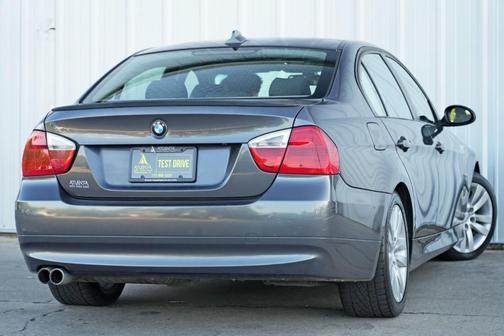 2006 BMW 325 i
