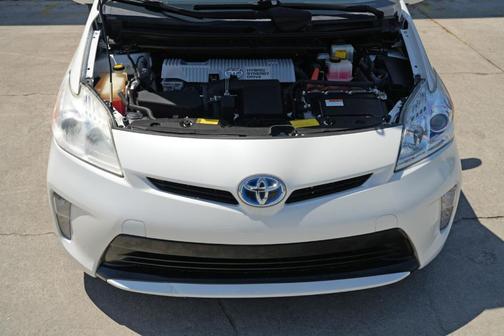 2013 Toyota Prius Three