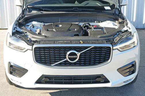 2019 Volvo XC60 T5 R-Design