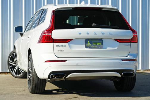 2019 Volvo XC60 T5 R-Design
