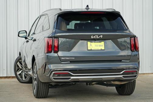 2023 Kia Sorento S