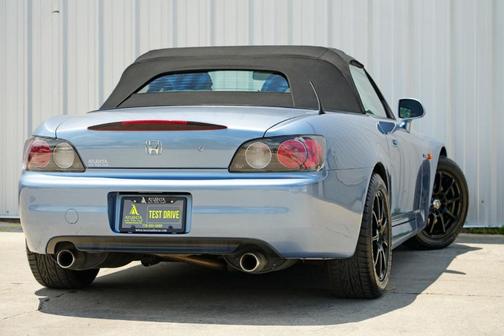 2002 Honda S2000 Base (M6)