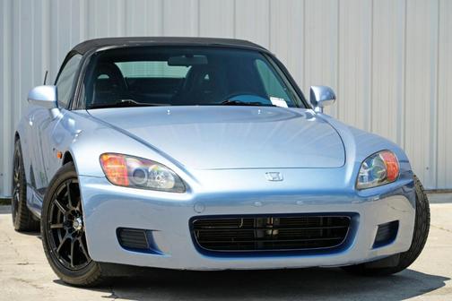 2002 Honda S2000 Base (M6)
