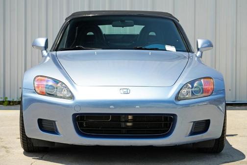 2002 Honda S2000 Base (M6)
