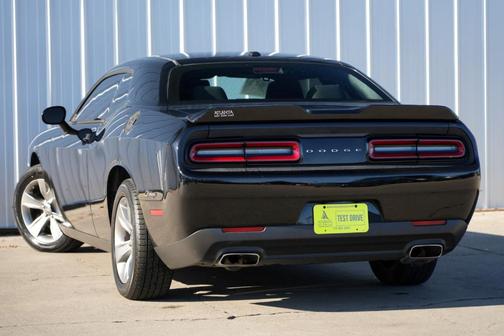 2015 Dodge Challenger SXT