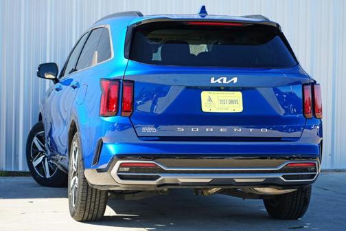 2022 Kia Sorento S