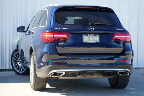 2019 Mercedes-Benz GLC 300 Base 4MATIC