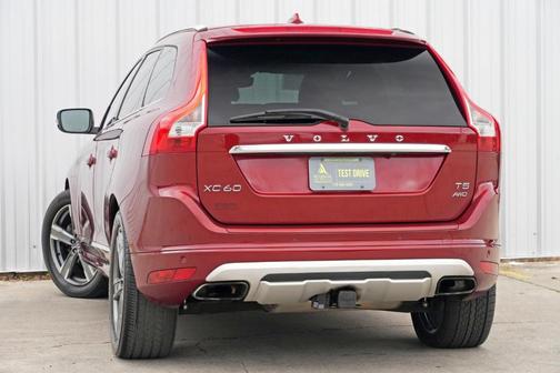 2017 Volvo XC60 T5 Dynamic