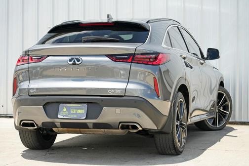 2022 INFINITI QX55 LUXE